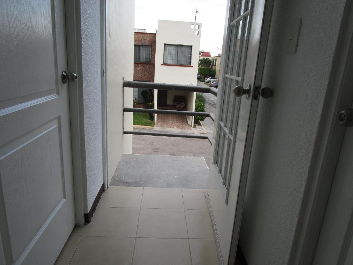 Preciosa Casa Palmera En Cuernavaca Con Alberca, Wifi, Tv Y Cocina Para Fin De Semana, Descanso, Vacaciones O Home Office Emiliano Zapata  Exterior foto