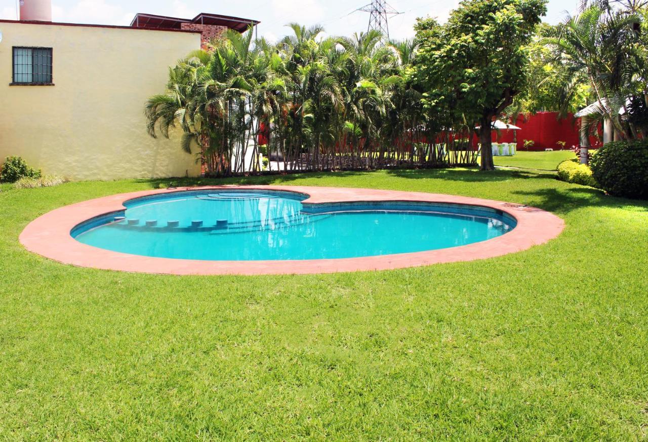 Preciosa Casa Palmera En Cuernavaca Con Alberca, Wifi, Tv Y Cocina Para Fin De Semana, Descanso, Vacaciones O Home Office Emiliano Zapata  Exterior foto